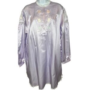 Vintage Etienne Womens Lavender Satin Floral Embroider Lace Nightgown Shirt Sz L